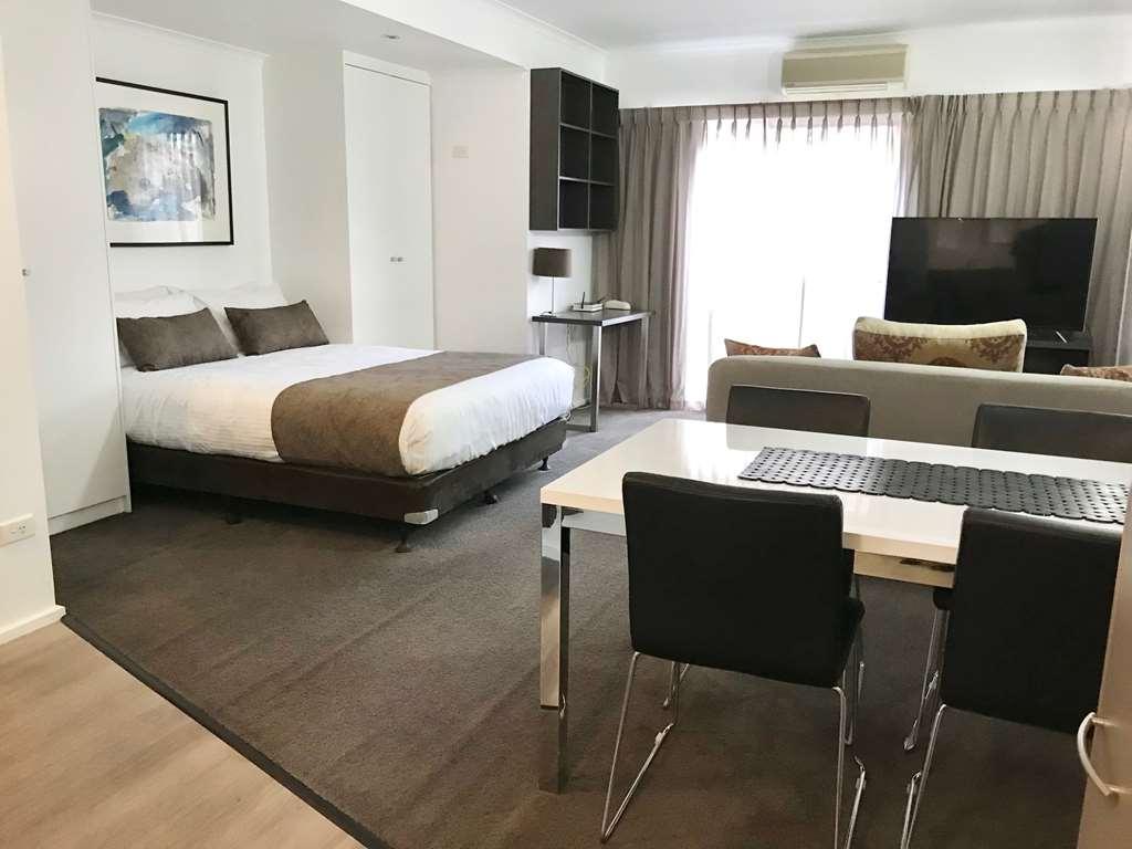 Adelaide Dress Circle Apartments - Archer Street Номер фото