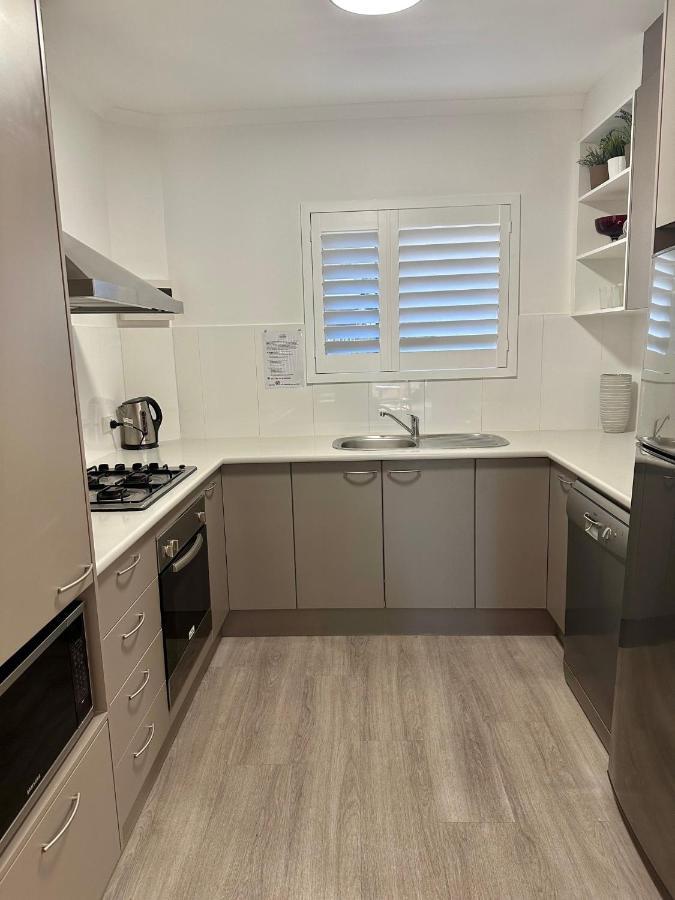 Adelaide Dress Circle Apartments - Archer Street Екстер'єр фото